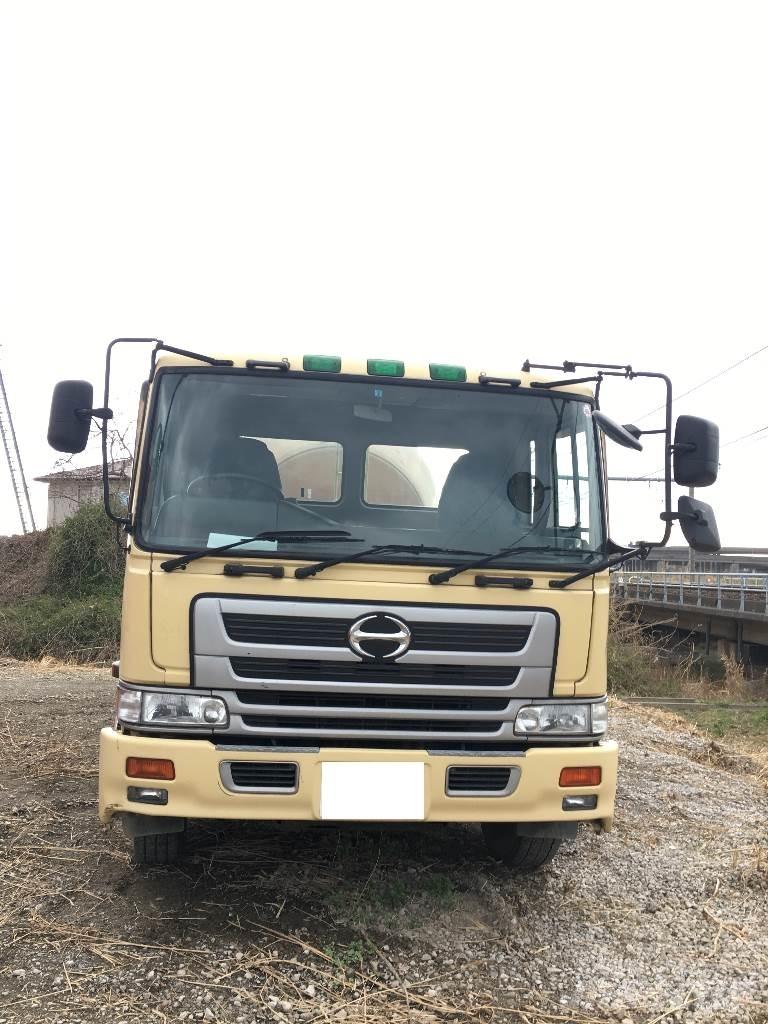 Hino FS2PKG10527 Mezcladoras de cemento y hormigón