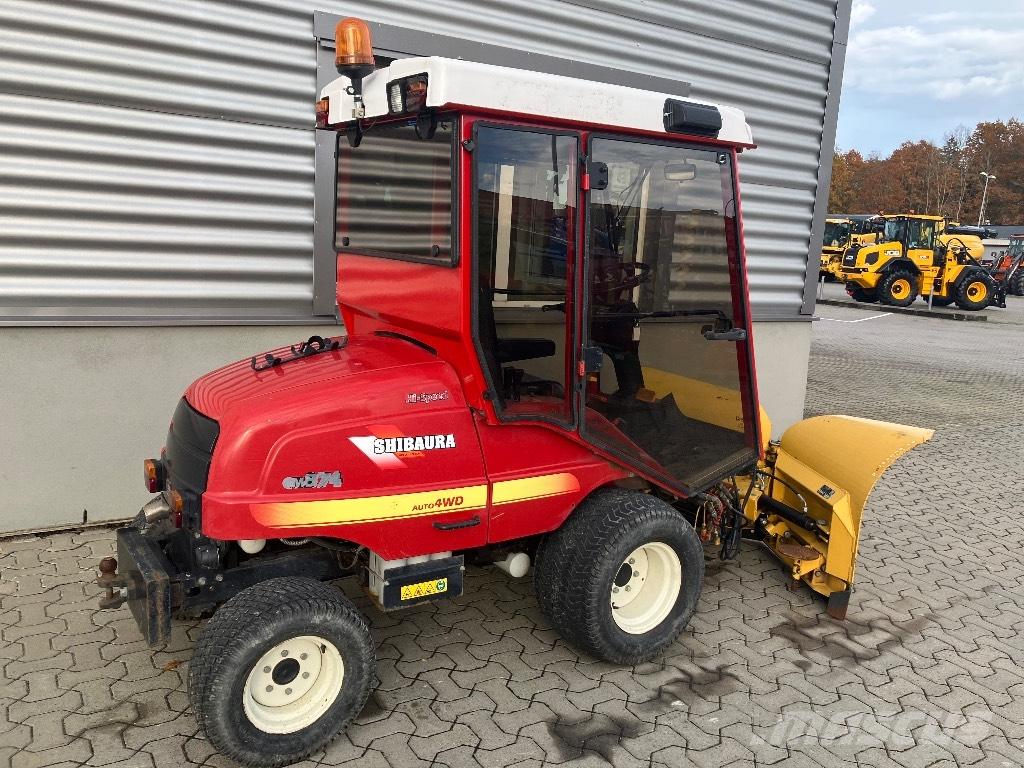 Shibaura CM 374 Maquinarias para servicios públicos