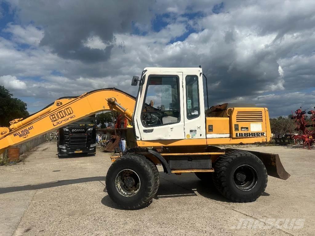 Liebherr A900 Excavadoras de ruedas