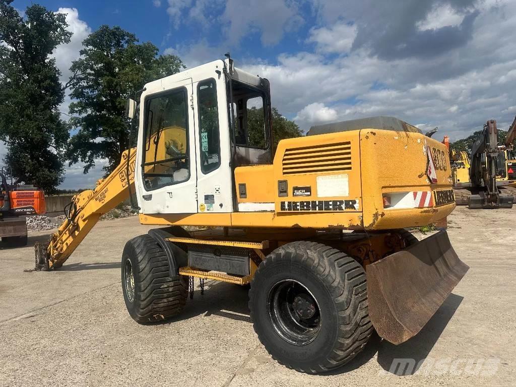 Liebherr A900 Excavadoras de ruedas