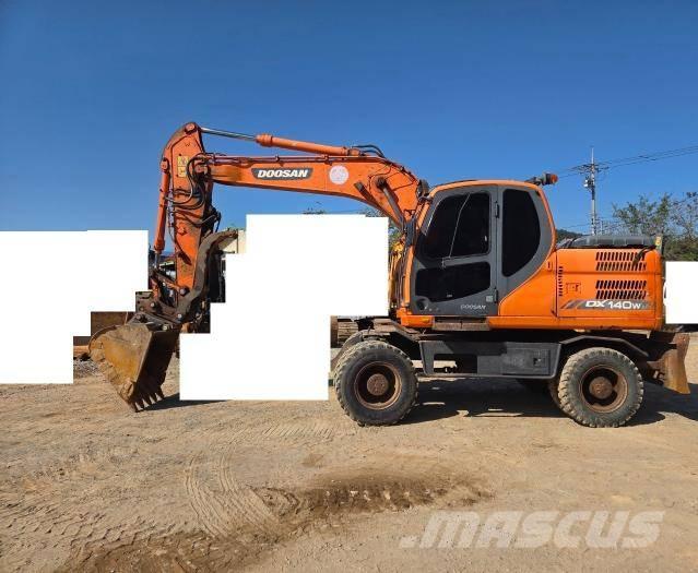 Doosan DX 140 WV-3 Excavadoras de ruedas