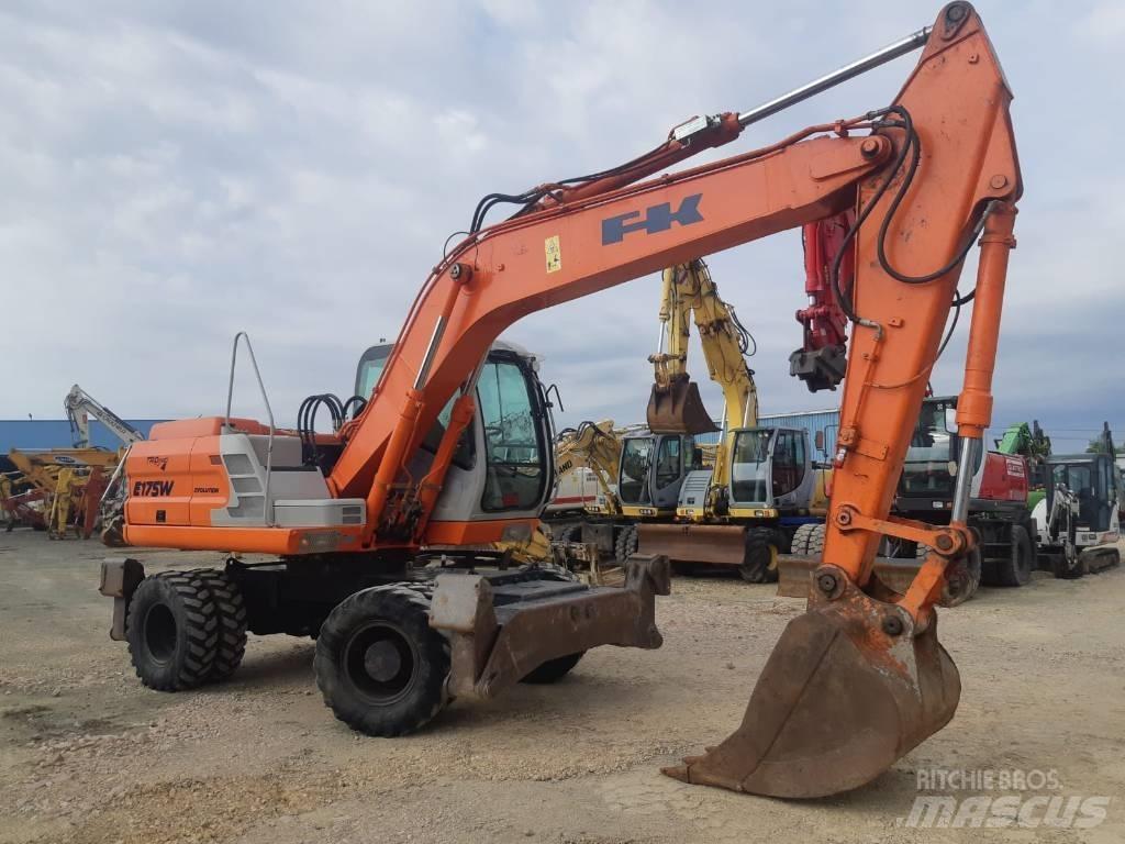 Fiat-Kobelco E175W Excavadoras de ruedas