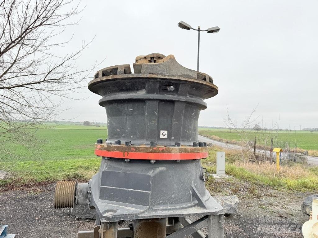 Sandvik CS 440 Machacadoras