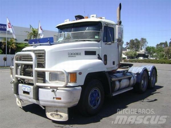 Mack Fleetliner Camiones tractor