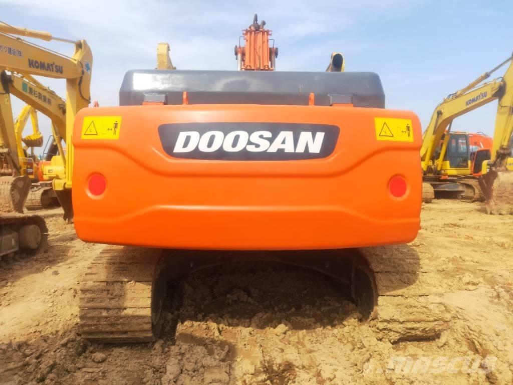 Doosan DX260LC Excavadoras sobre orugas