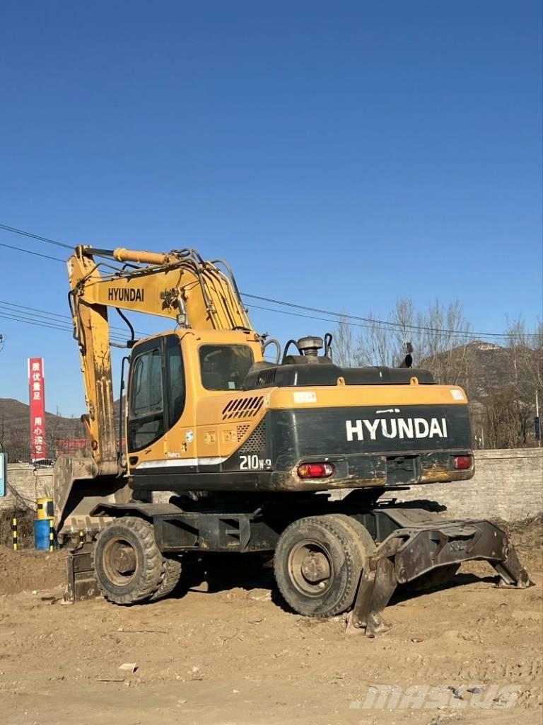 Hyundai R210W-9 Excavadoras de ruedas
