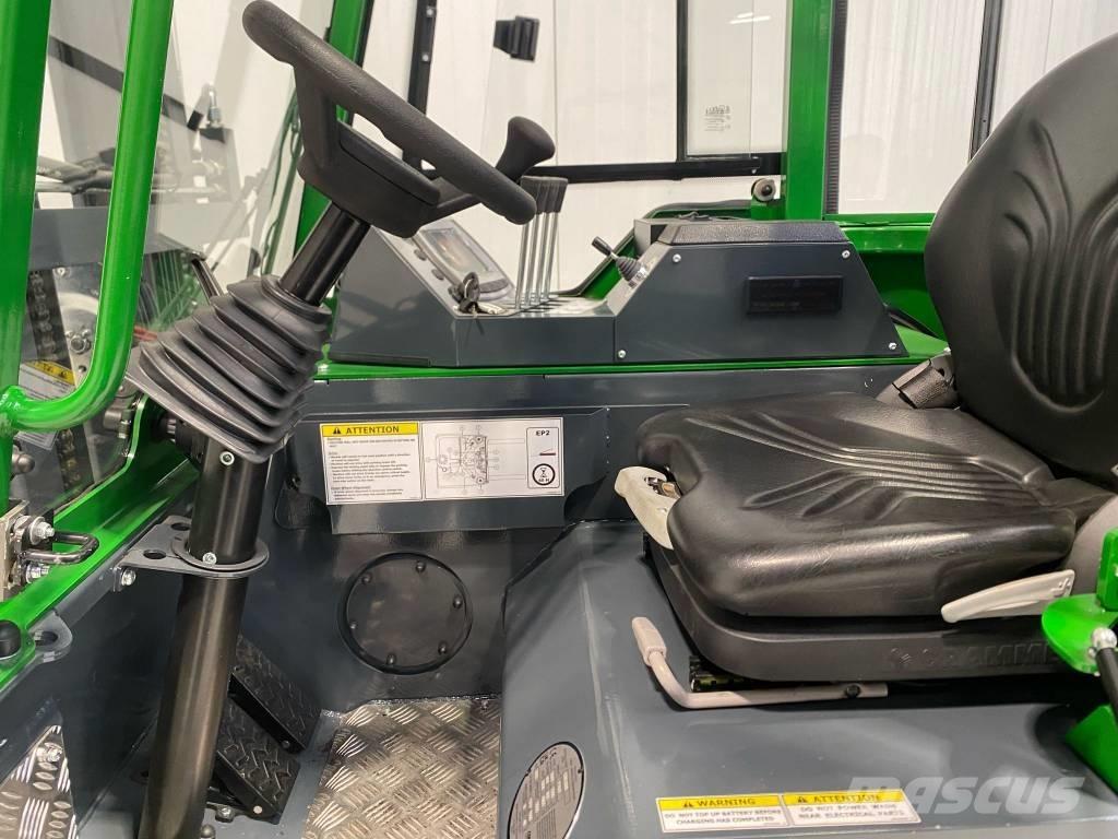 Combilift CBE2500 Montacargas de 4 vías