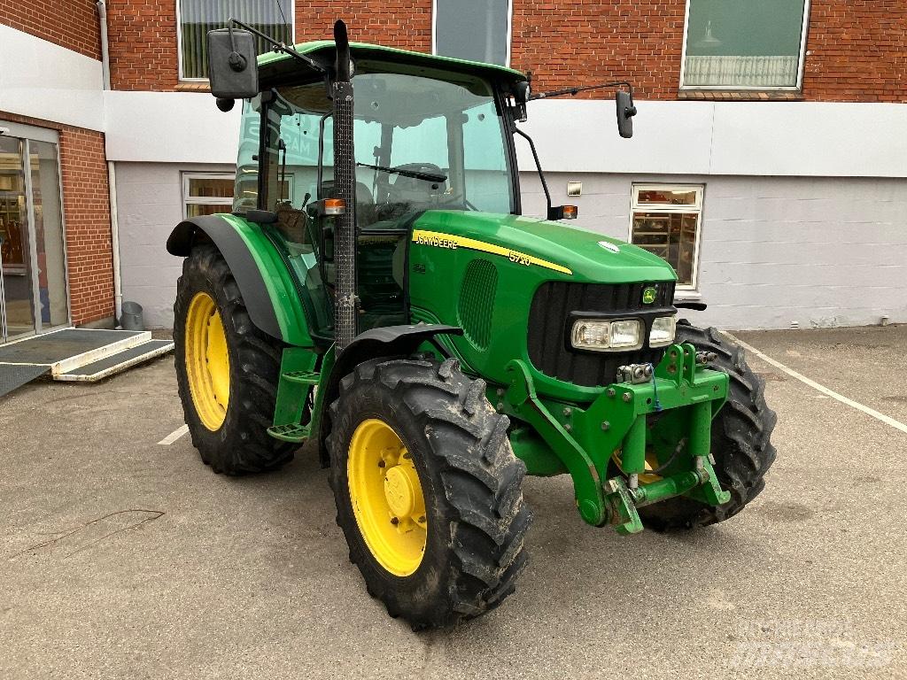 John Deere 5720 Tractores