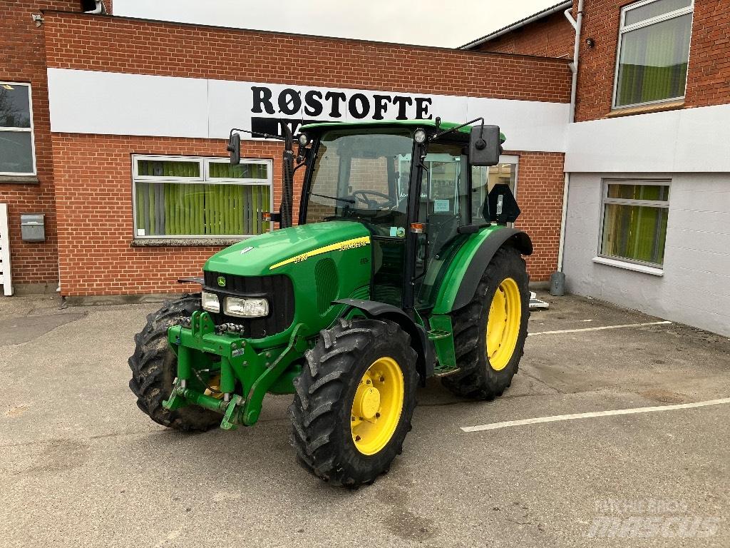 John Deere 5720 Tractores