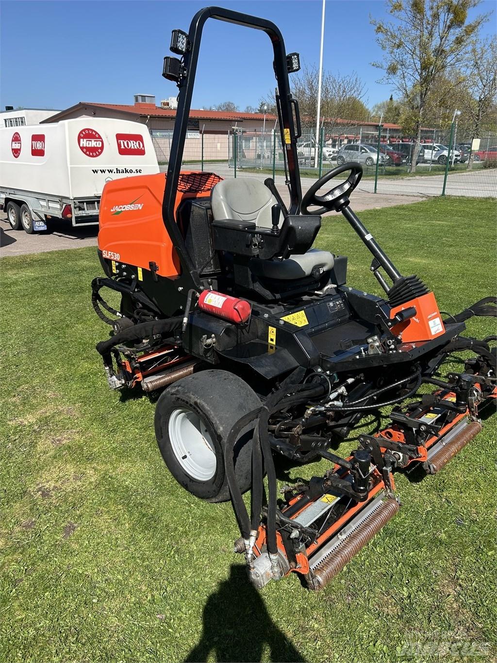 Jacobsen SLF530 Máquinas de calles