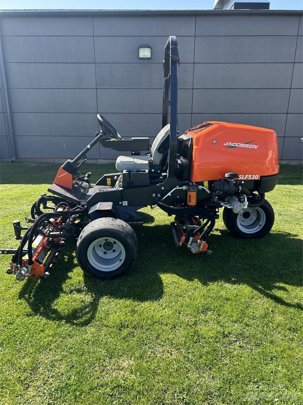 Jacobsen SLF530 Máquinas de calles