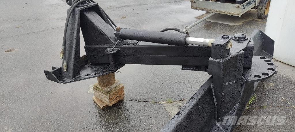 Esko 250 H Rastras para caminos