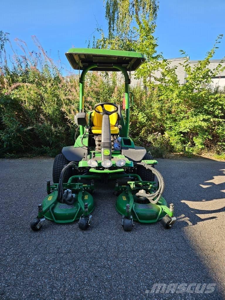 John Deere 7400 A Corta-césped para remates, antegreens y roughs