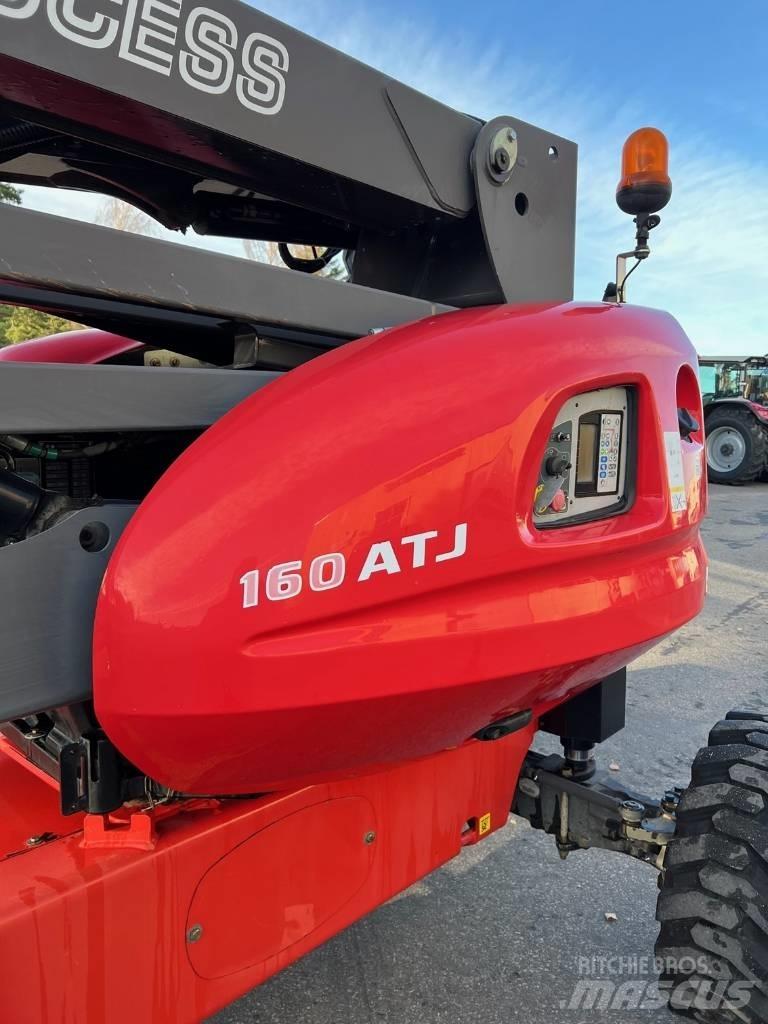 Manitou ATJ 160 Plataformas con brazo de elevación manual