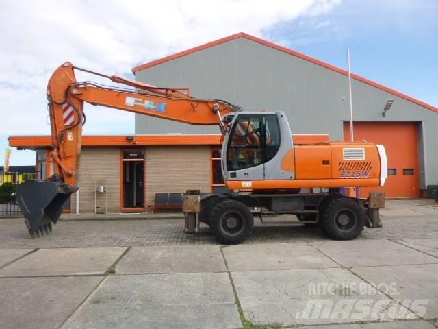 Fiat-Kobelco E215W Excavadoras de ruedas