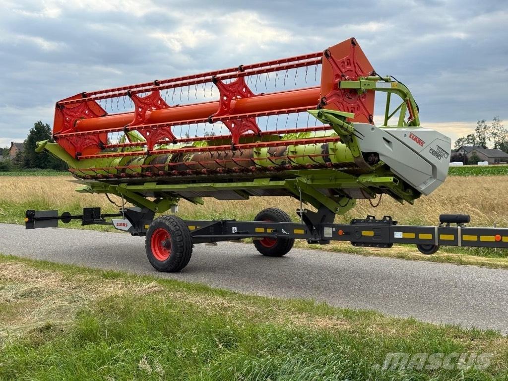 CLAAS 560 Cerio Accesorios para cosechadoras combinadas
