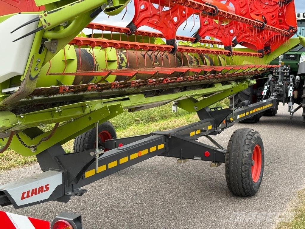 CLAAS 560 Cerio Accesorios para cosechadoras combinadas