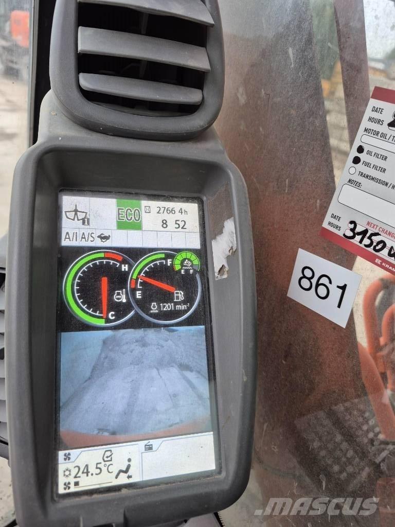 Hitachi ZX 135 Excavadoras sobre orugas