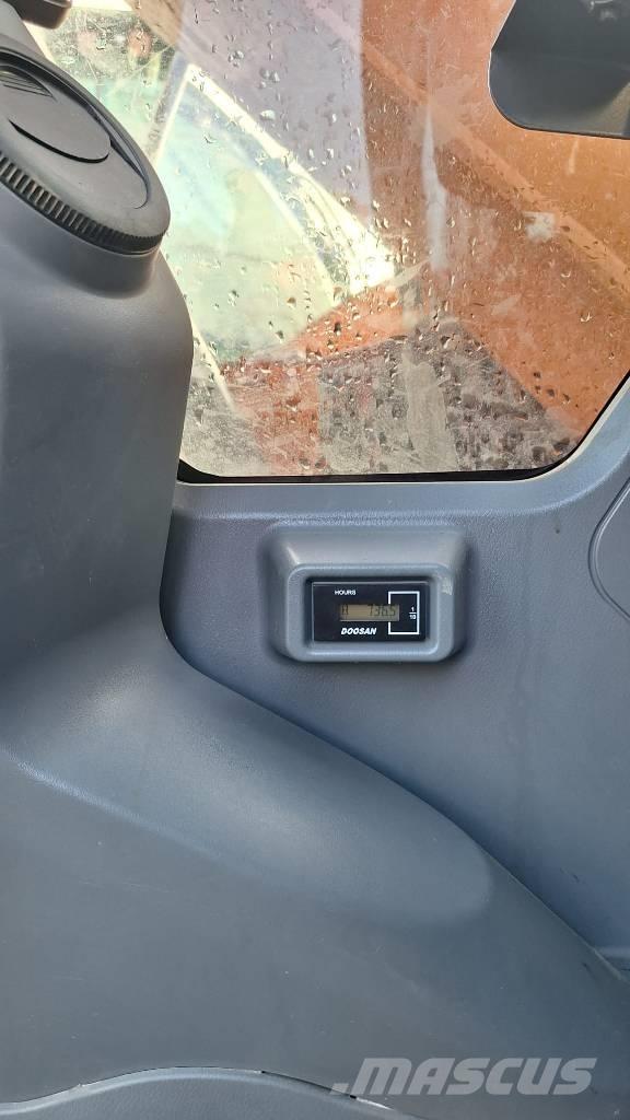 Doosan DX140LCR-7 Excavadoras sobre orugas