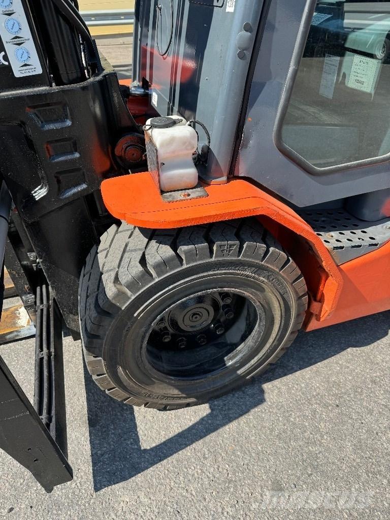 Toyota 8FBMT50 Carretillas de horquilla eléctrica