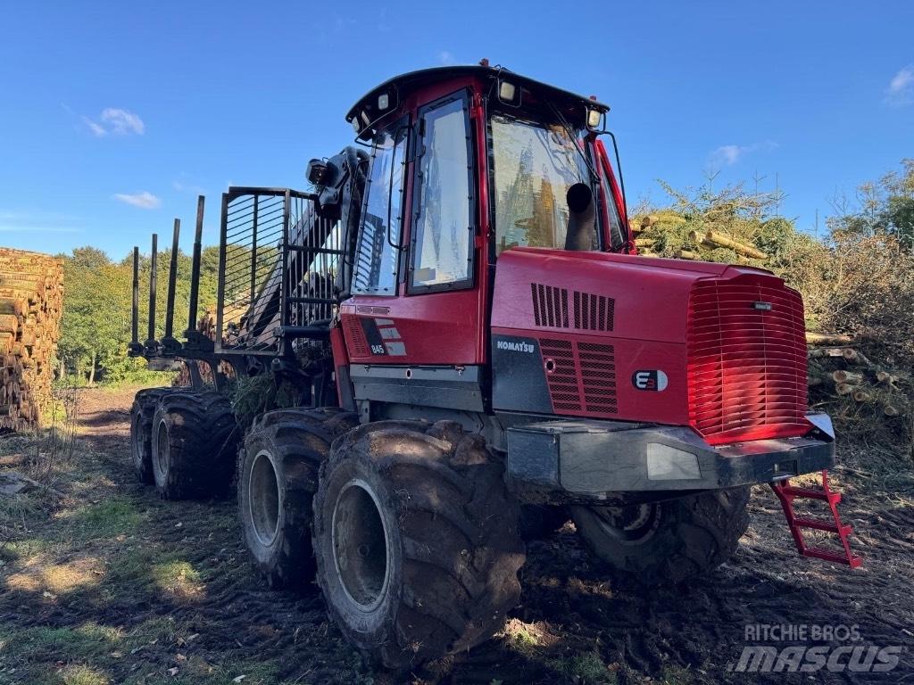 Komatsu 845 Transportadoras