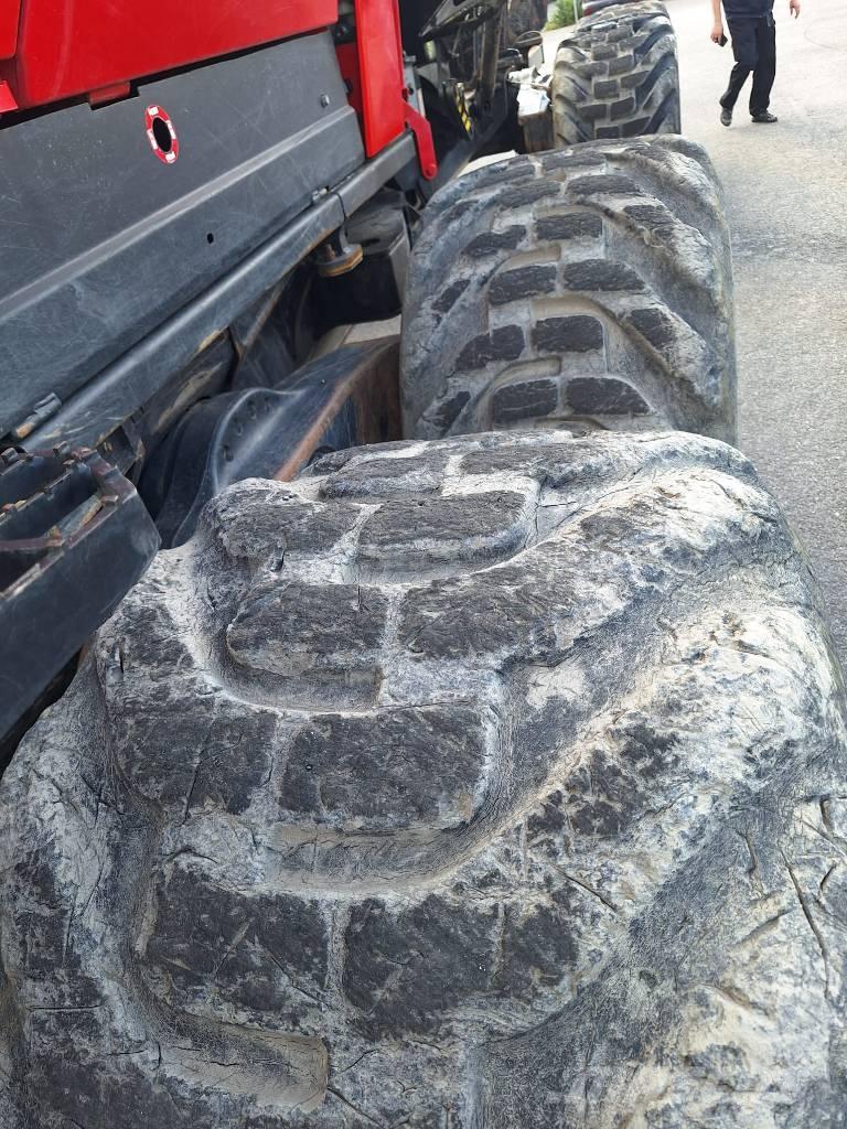 Komatsu 875 Transportadoras