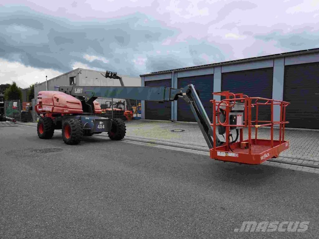 SkyJack SJ 66 T Plataformas con brazo de elevación manual
