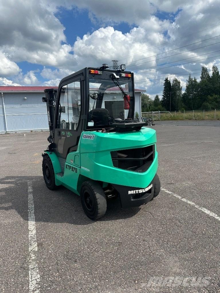 Mitsubishi FD40N Camiones diesel