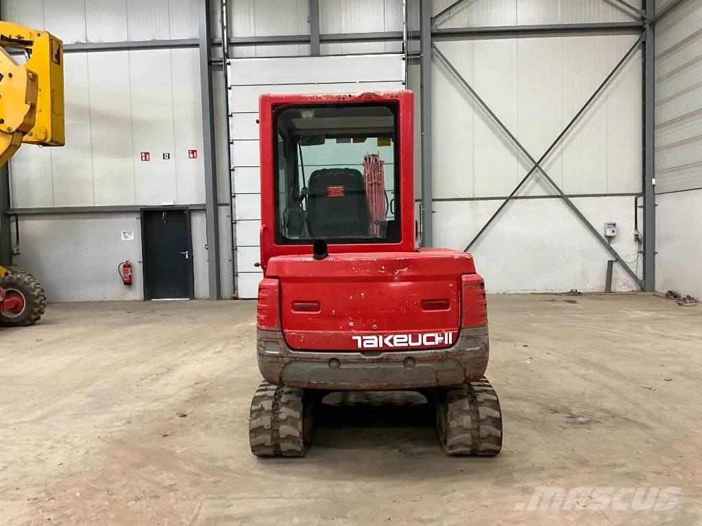 Takeuchi TB 235 Miniexcavadoras