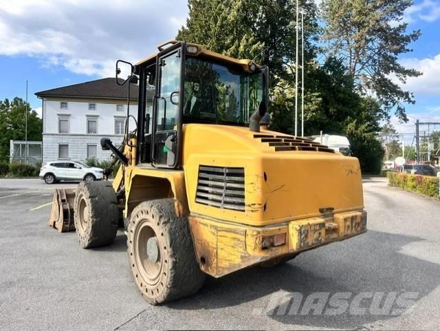 CAT IT 14 G 2 Cargadoras sobre ruedas