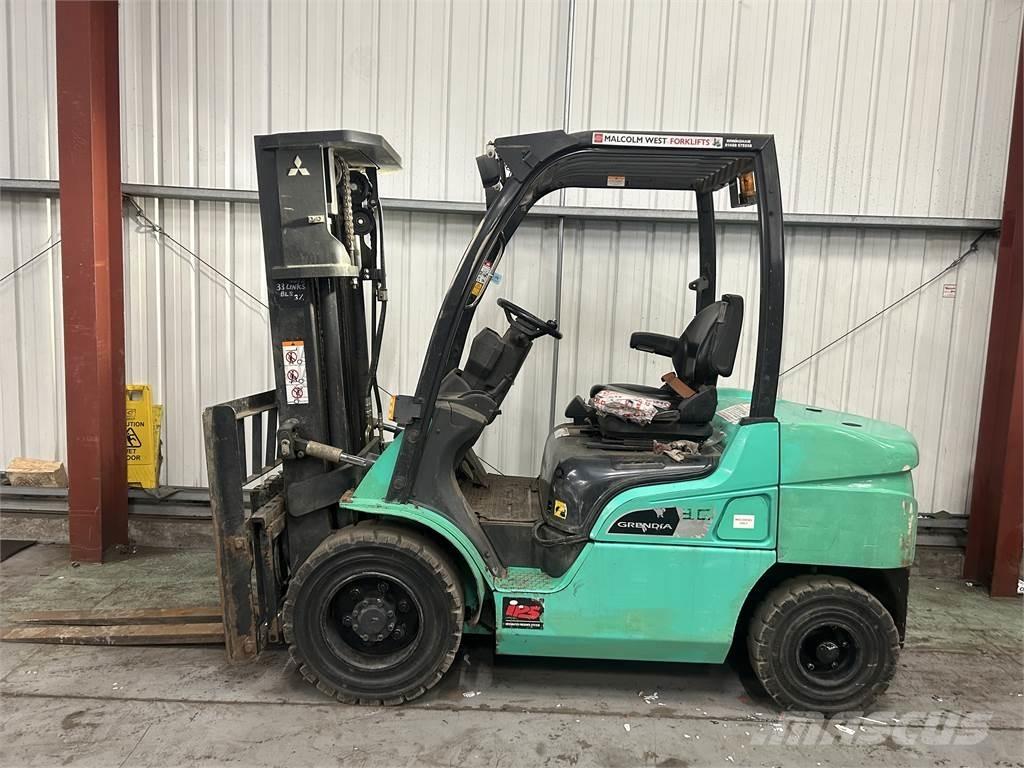 Mitsubishi FD30NT Camiones diesel