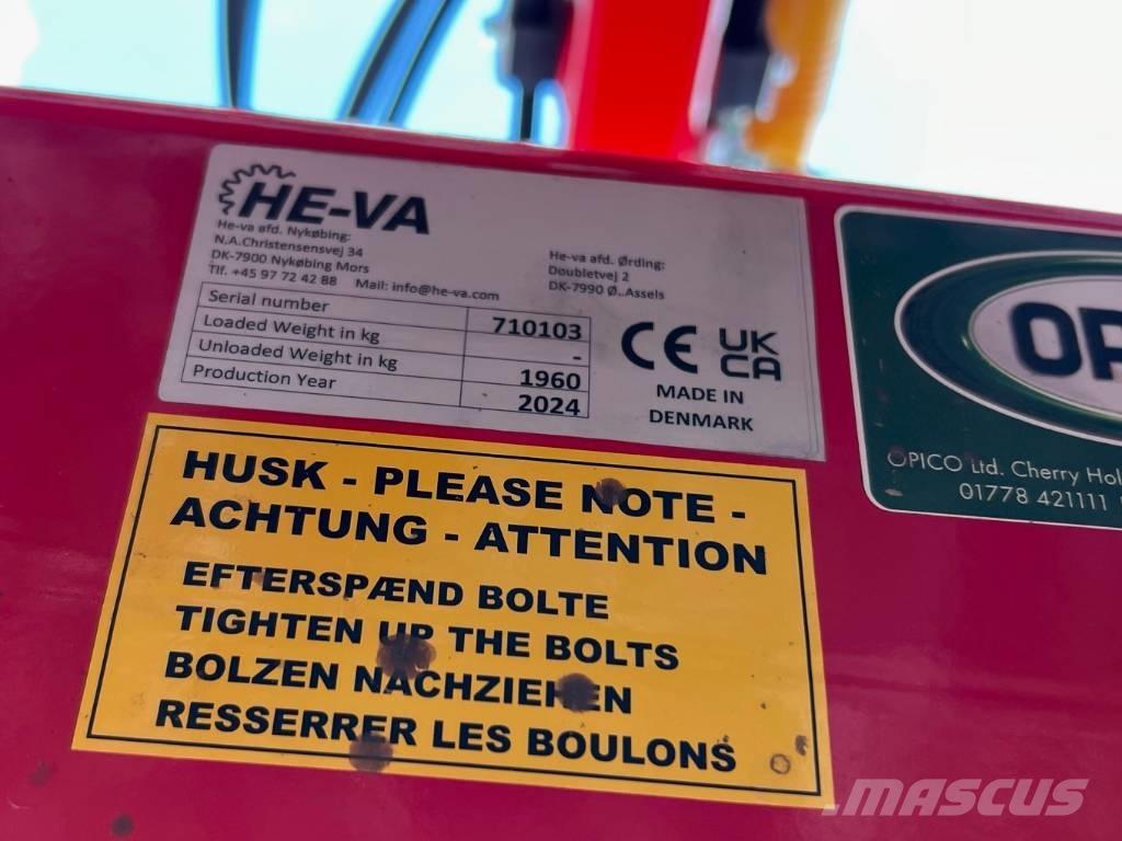 He-Va 6M STRAW RAKE Rastrilladoras y rastrilladoras giratorias