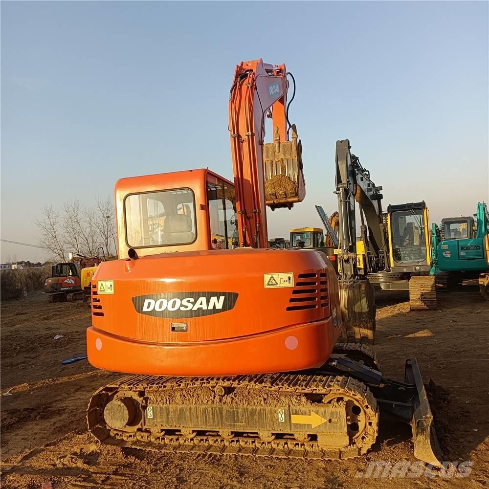 Doosan DH80G Excavadoras 7t - 12t