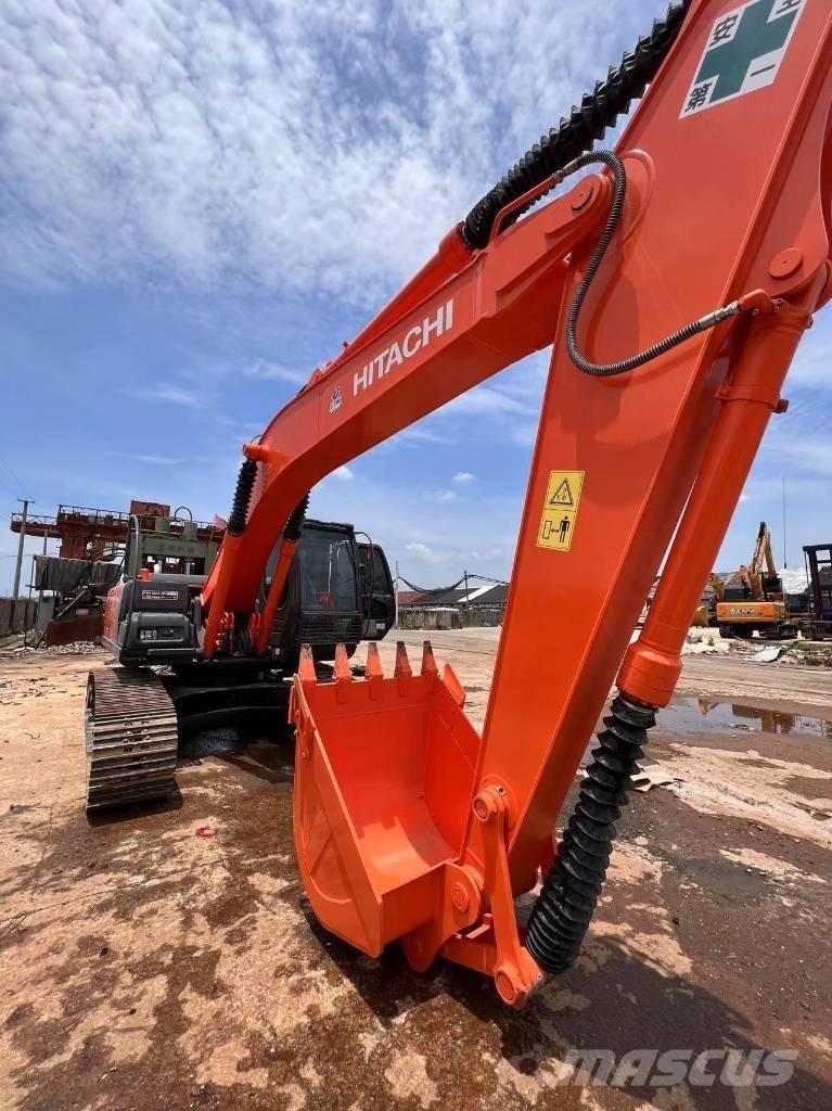 Hitachi ZX 200-6 Excavadoras sobre orugas