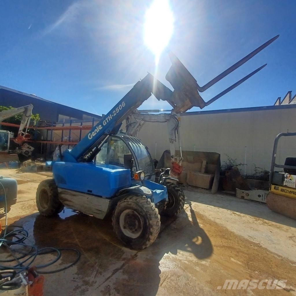 Genie GTH 2506 Carretillas telescópicas