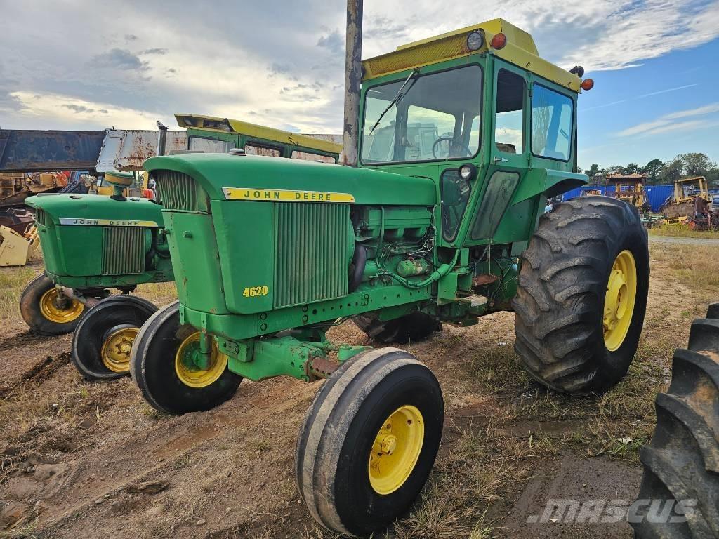 John Deere 4620 Tractores