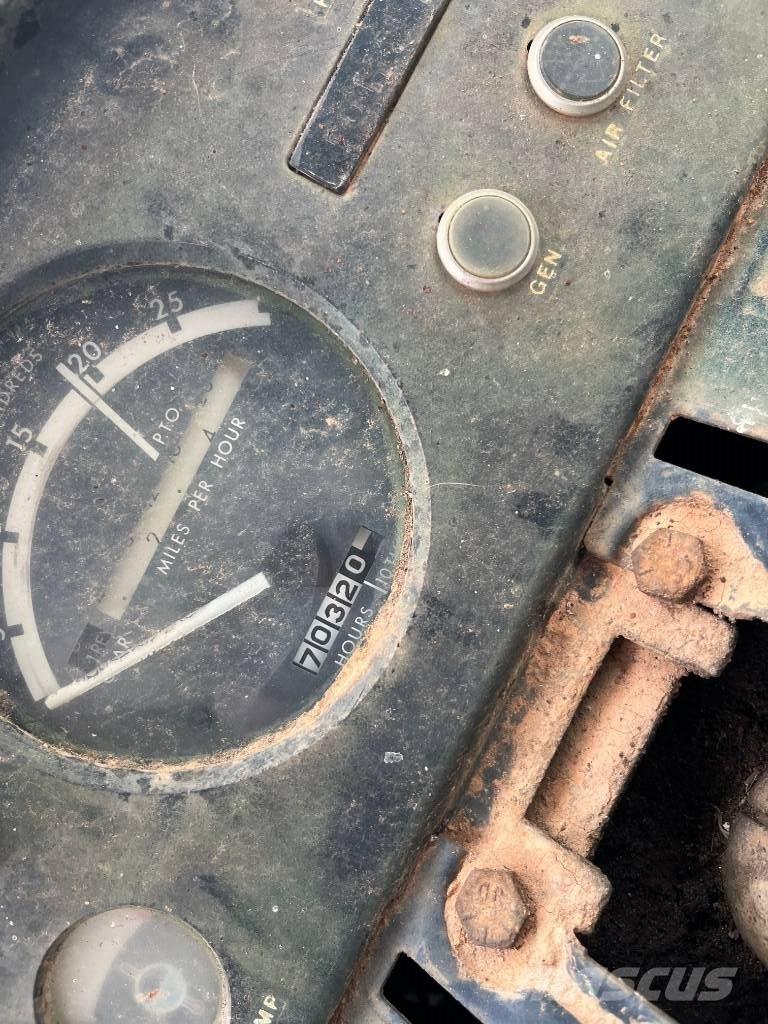 John Deere 4620 Tractores