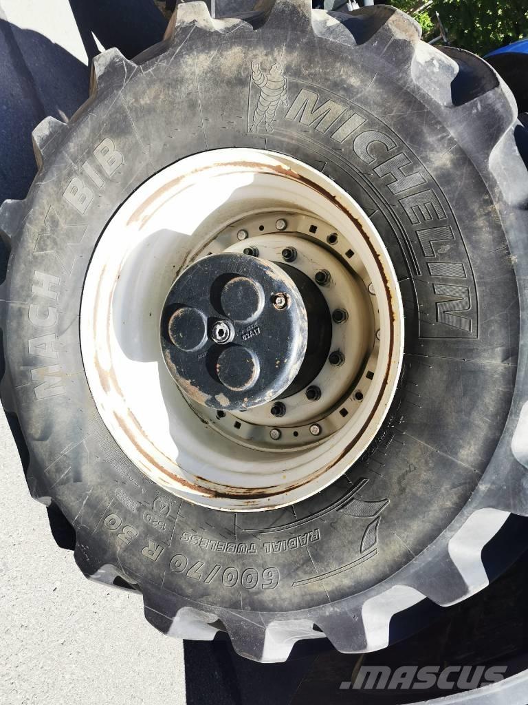 New Holland T 8.410 Tractores