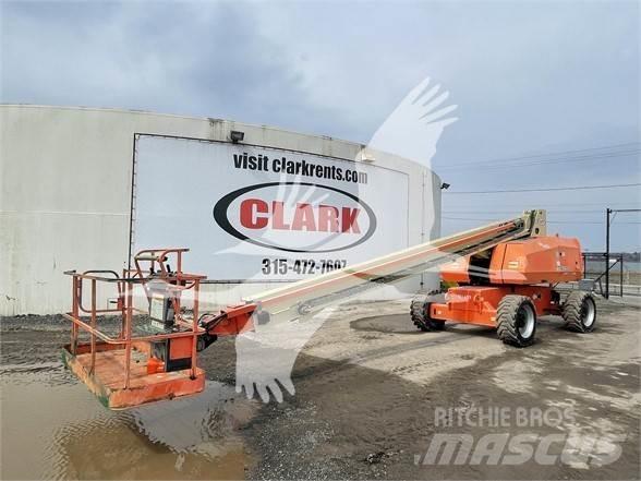 JLG 800S Plataformas con brazo de elevación telescópico