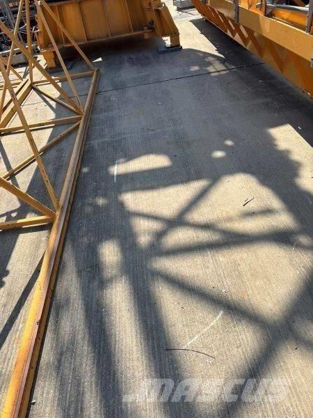 Liebherr 130 EC-B 6 Grúas torre