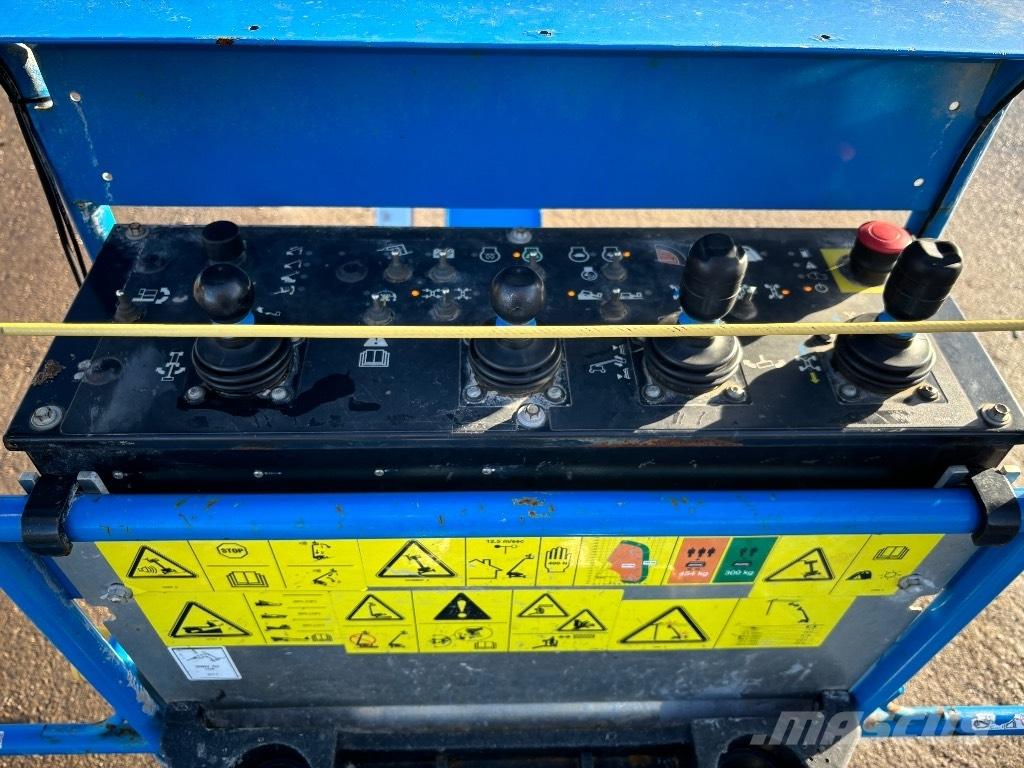 Genie SX 135 XC Plataformas con brazo de elevación telescópico