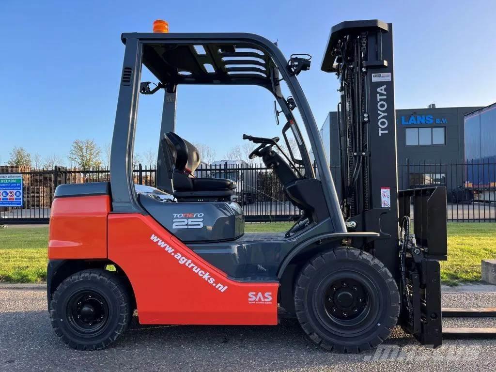 Toyota 52-8FDF25 Camiones diesel