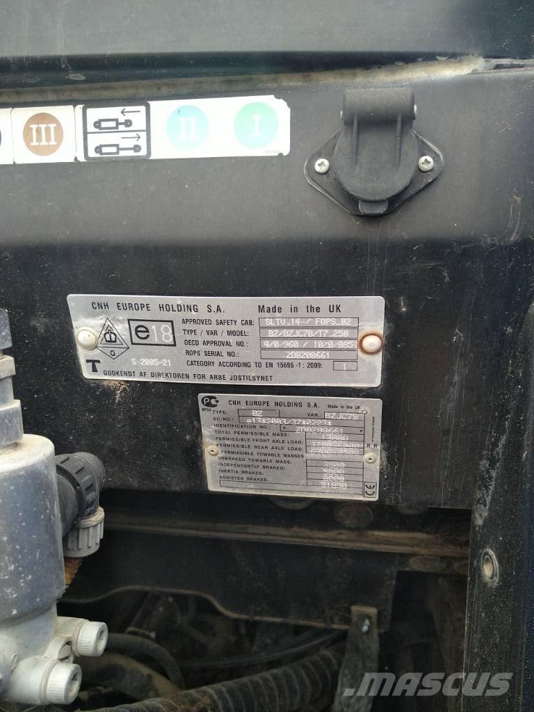 New Holland T 7.250 Tractores