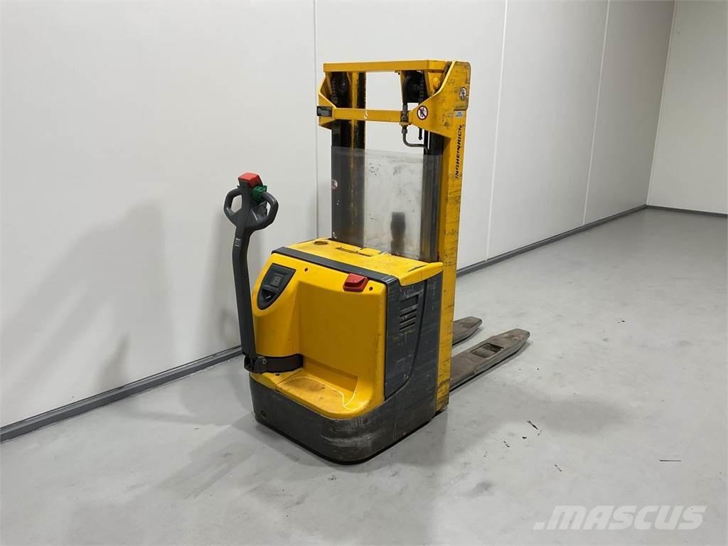 Jungheinrich EJC12 Apiladoras eléctricos