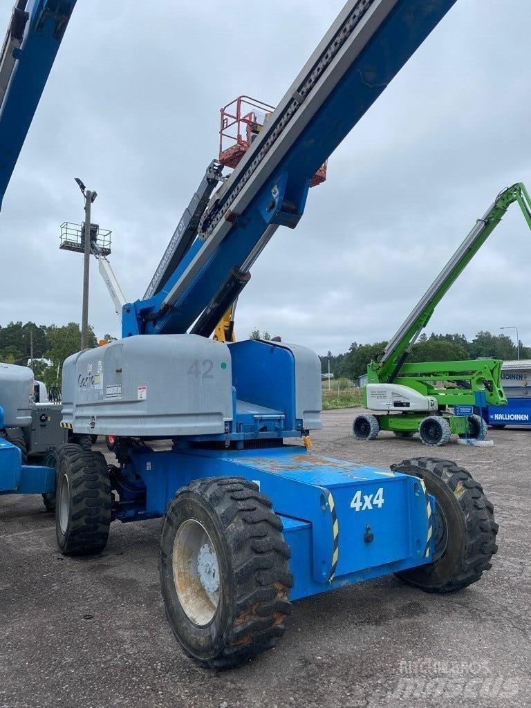 Genie S 85 Plataformas con brazo de elevación telescópico