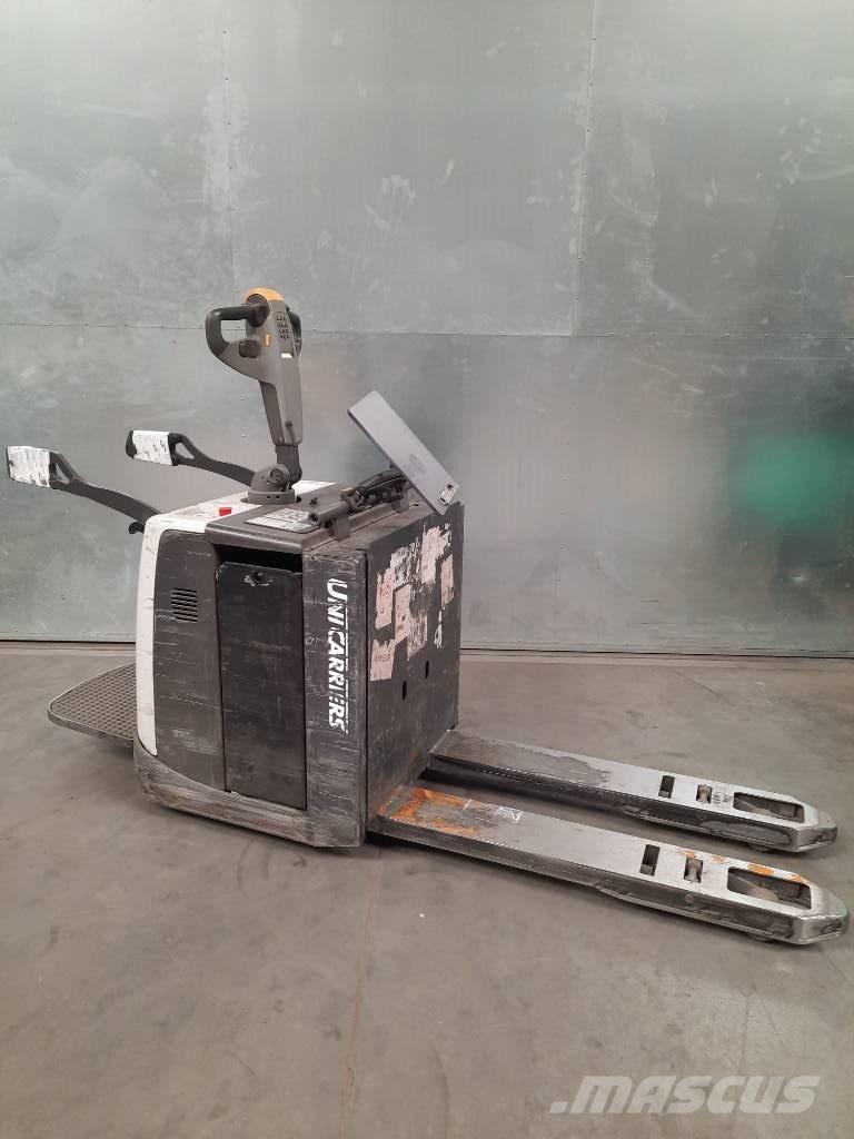 UniCarriers 200PMR Montacargas con plataformas de baja elevación