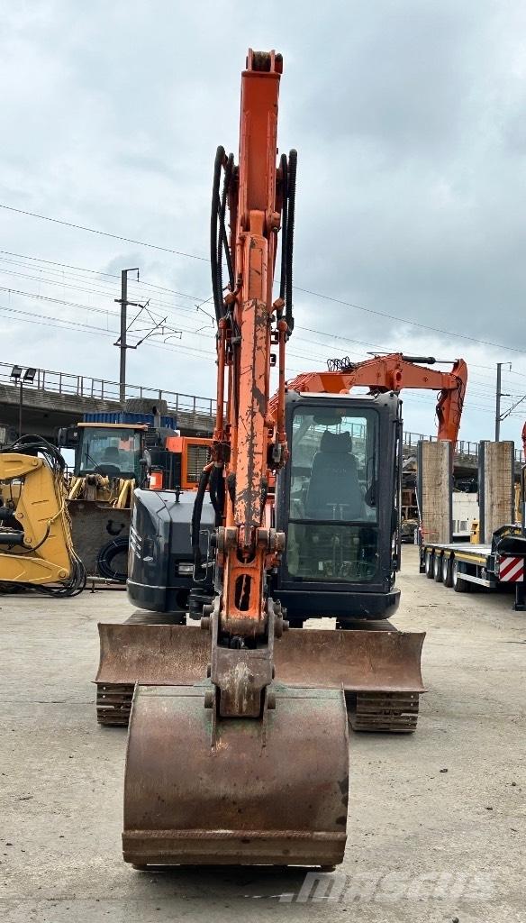 Hitachi Zaxis 85 USB Excavadoras 7t - 12t