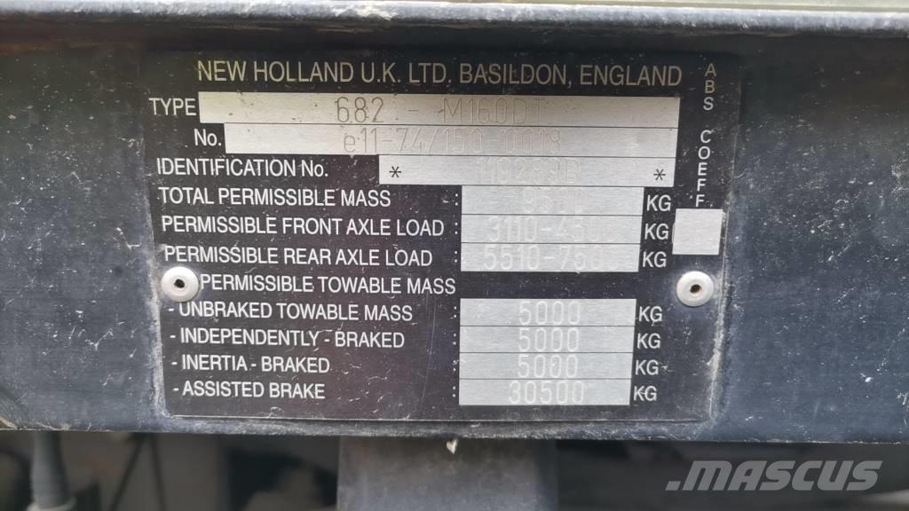 New Holland M160 Tractores