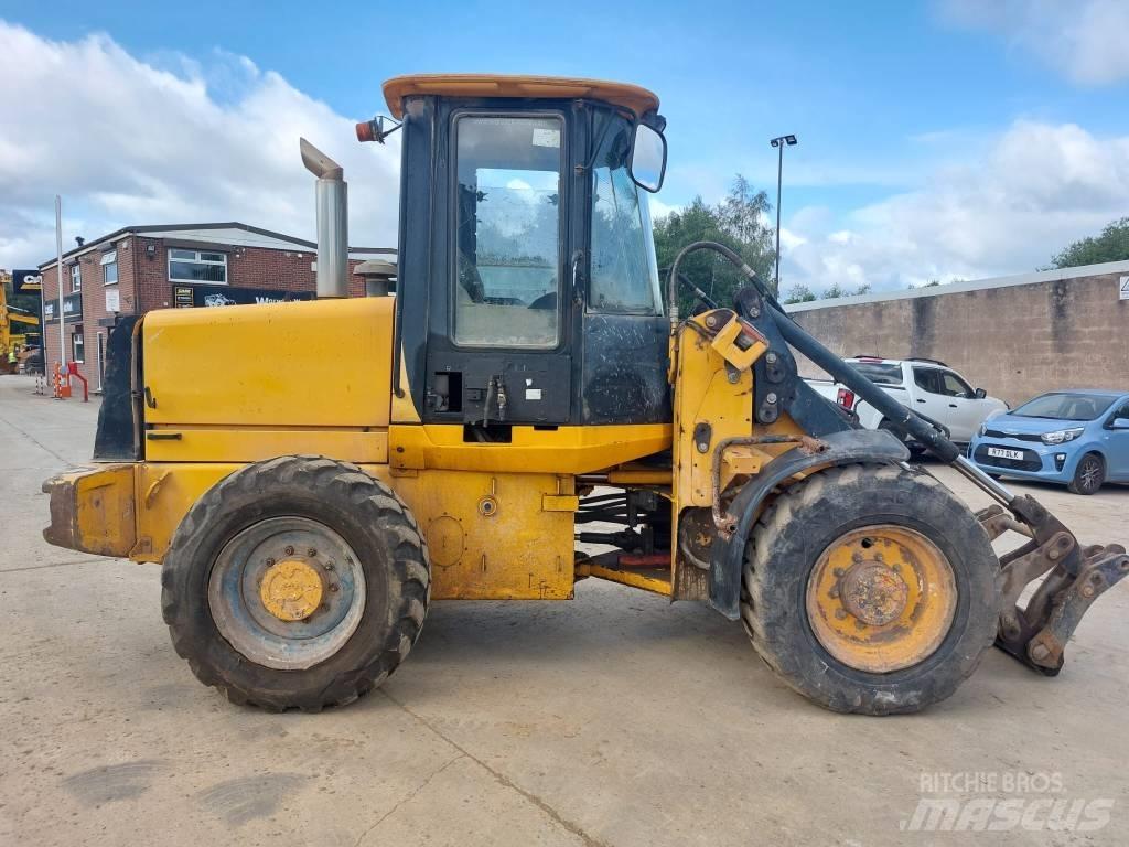 JCB 411 Cargadoras sobre ruedas