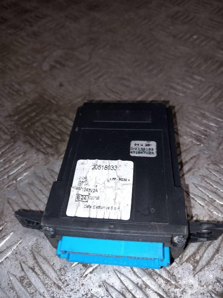 Volvo FH 12 20518033 Componentes electrónicos